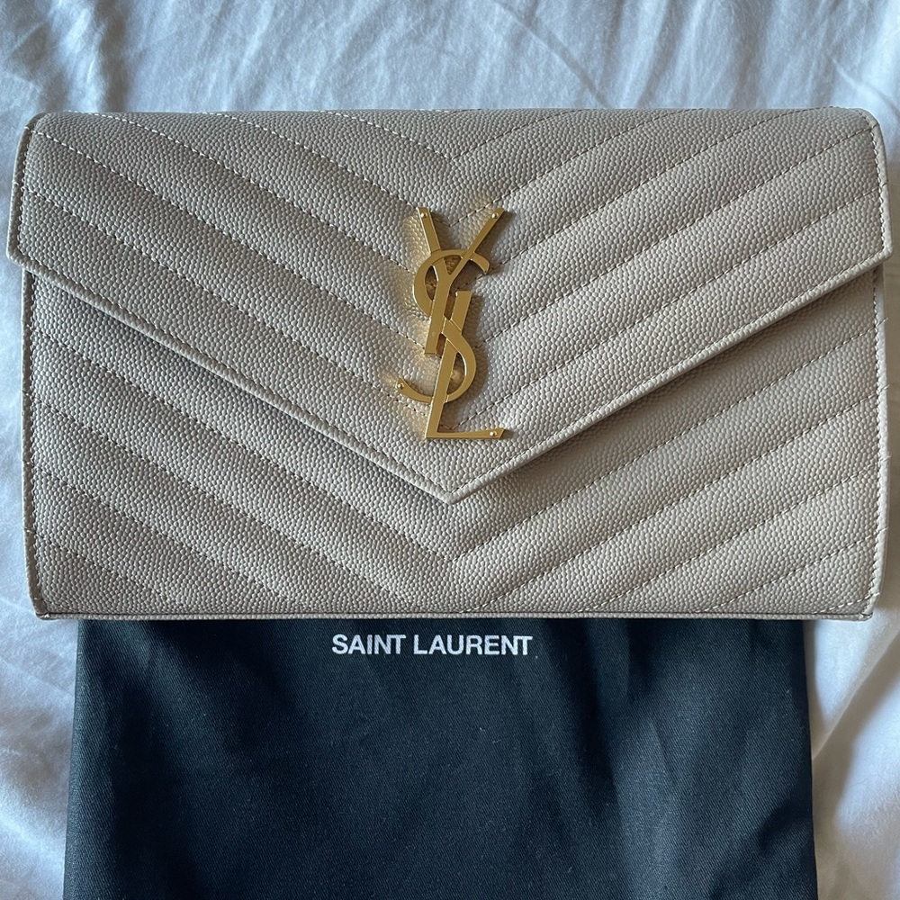 Yves Saint Laurent WOC